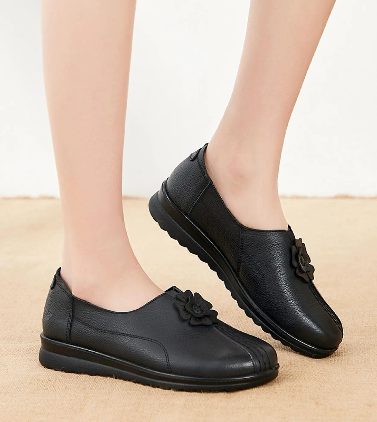 3541 Scarpe Slipon piatte da donna Spring Ladies Nuove scarpe casual in vera pelle per scarpe da ginnastica donna fiore moda fem