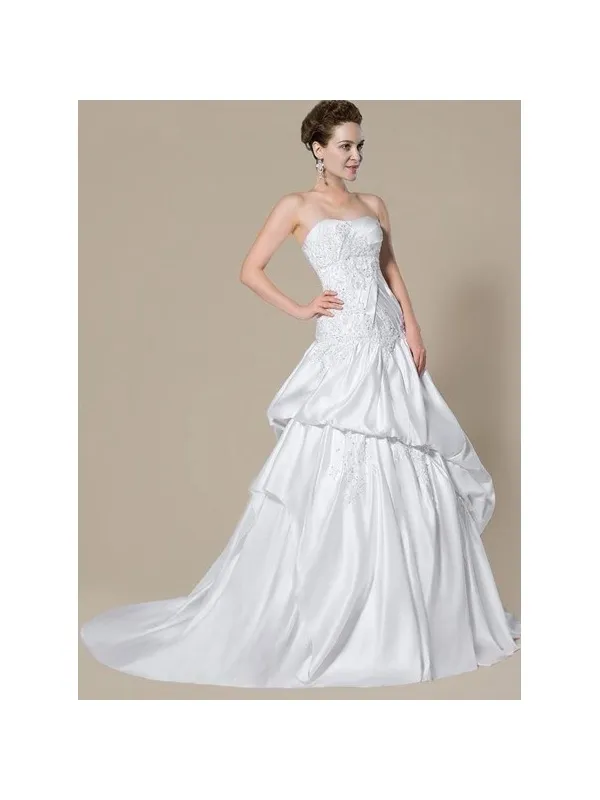 Abito da sposa A-line classico in raso e pizzo con drappeggio sulla gonna