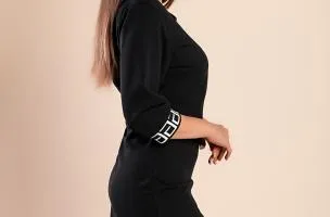 Abito elegante con stampa geometrica, bianco e nero