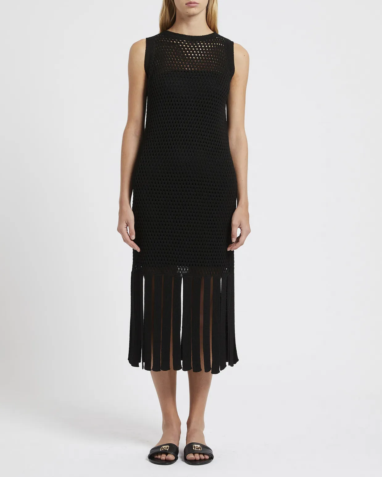Abito midi nero in crochet di misto viscosa con frange al fondo