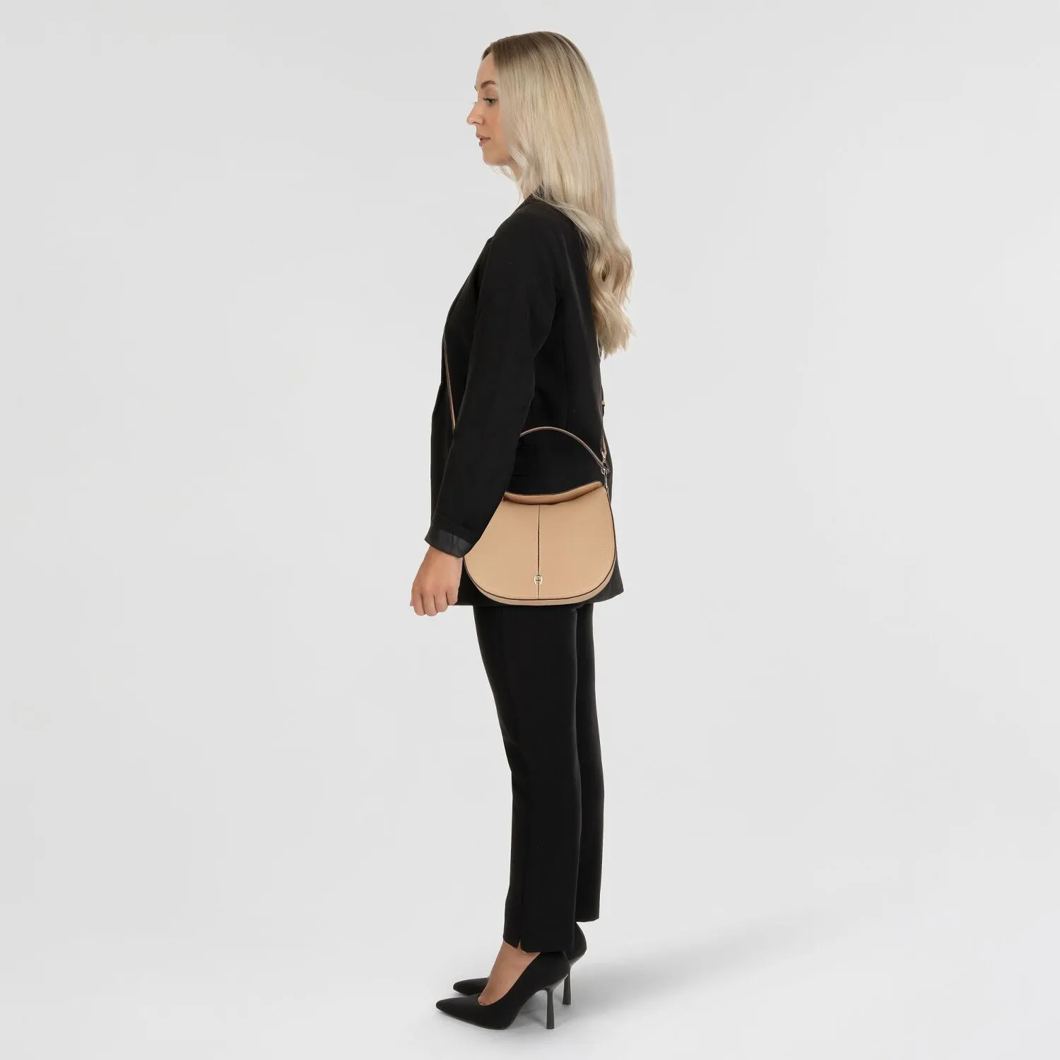 AIGNER Savannah Borsa a tracolla Pelle 32 cm