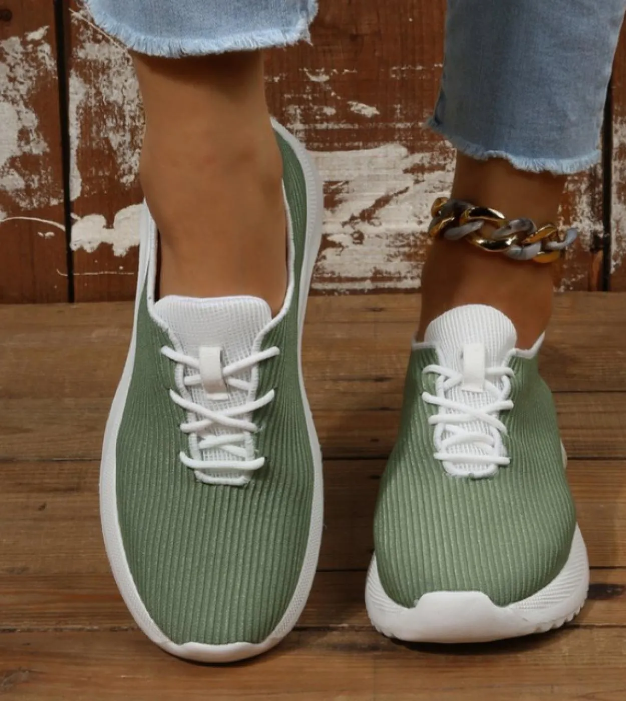 Autunno Donna Plus Size Sneakers Fashion Flat Casual Sport Scarpe vulcanizzate Maglia femminile Scarpe da corsa leggere e traspi