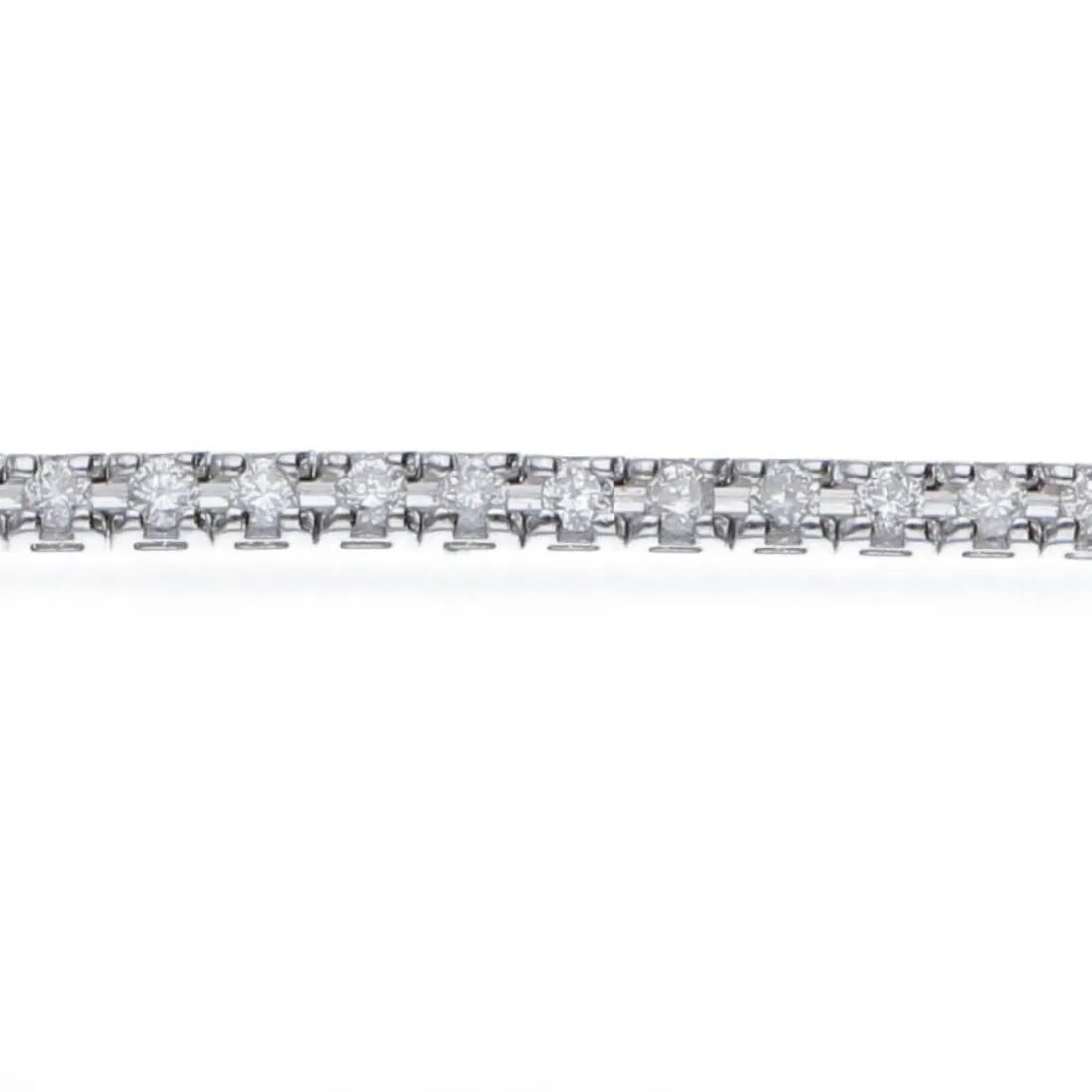 Bracciale tennis in oro bianco con diamanti