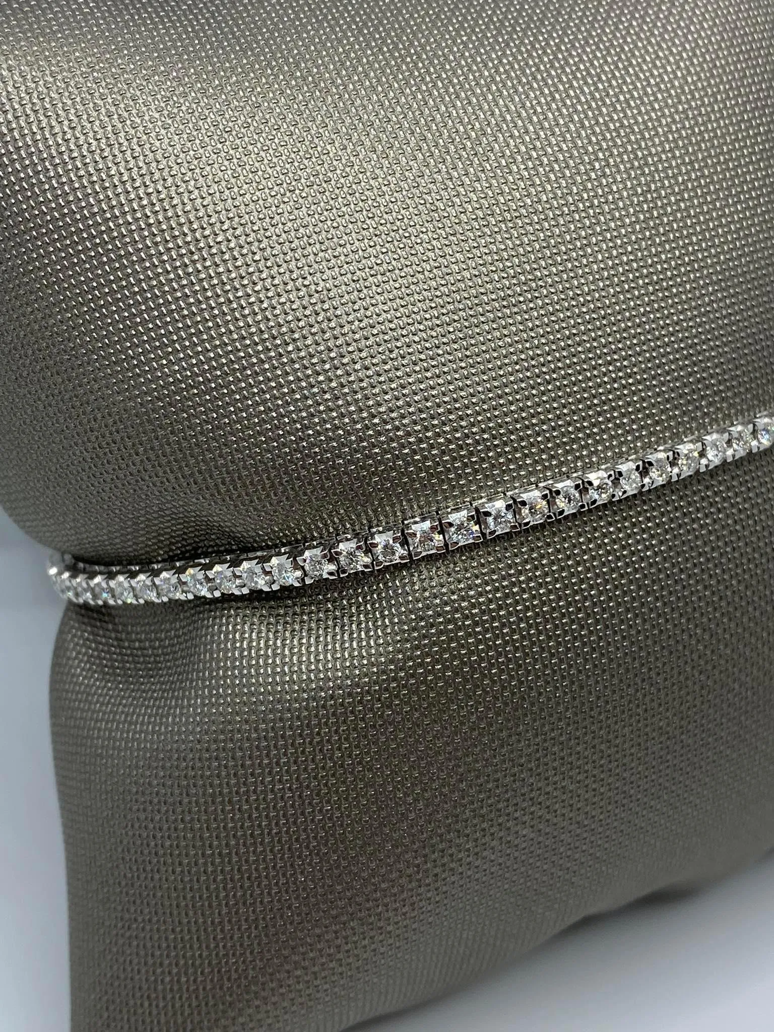 Bracciali Tennis in Oro Bianco e Brillanti Ct. 2.16