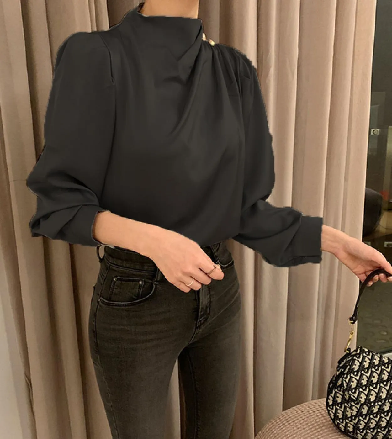 Camicia bianca a maniche lunghe da donna Camicetta di raso allentata plissettata da ufficio Donna Autunno Nuovo colletto alla co