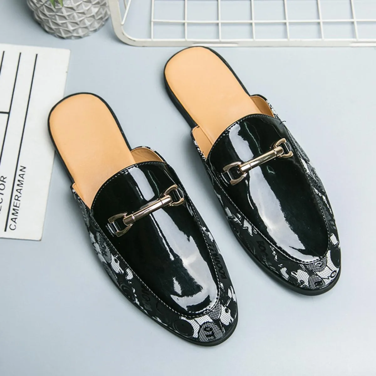 Ciabatte Scarpe Sandali da uomo Pu Splicing Tacco basso Fibbia per cavallo Scarpe casual da lavoro decorative Comode scarpe da e