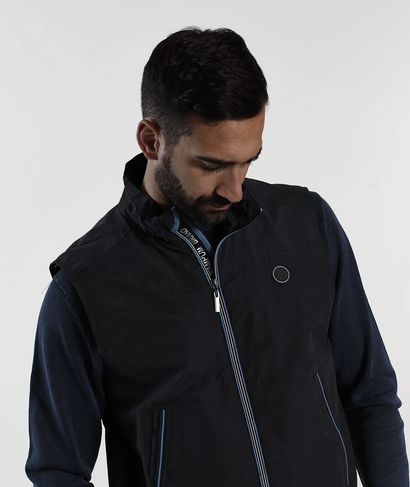 Giacca blu da uomo senza maniche
