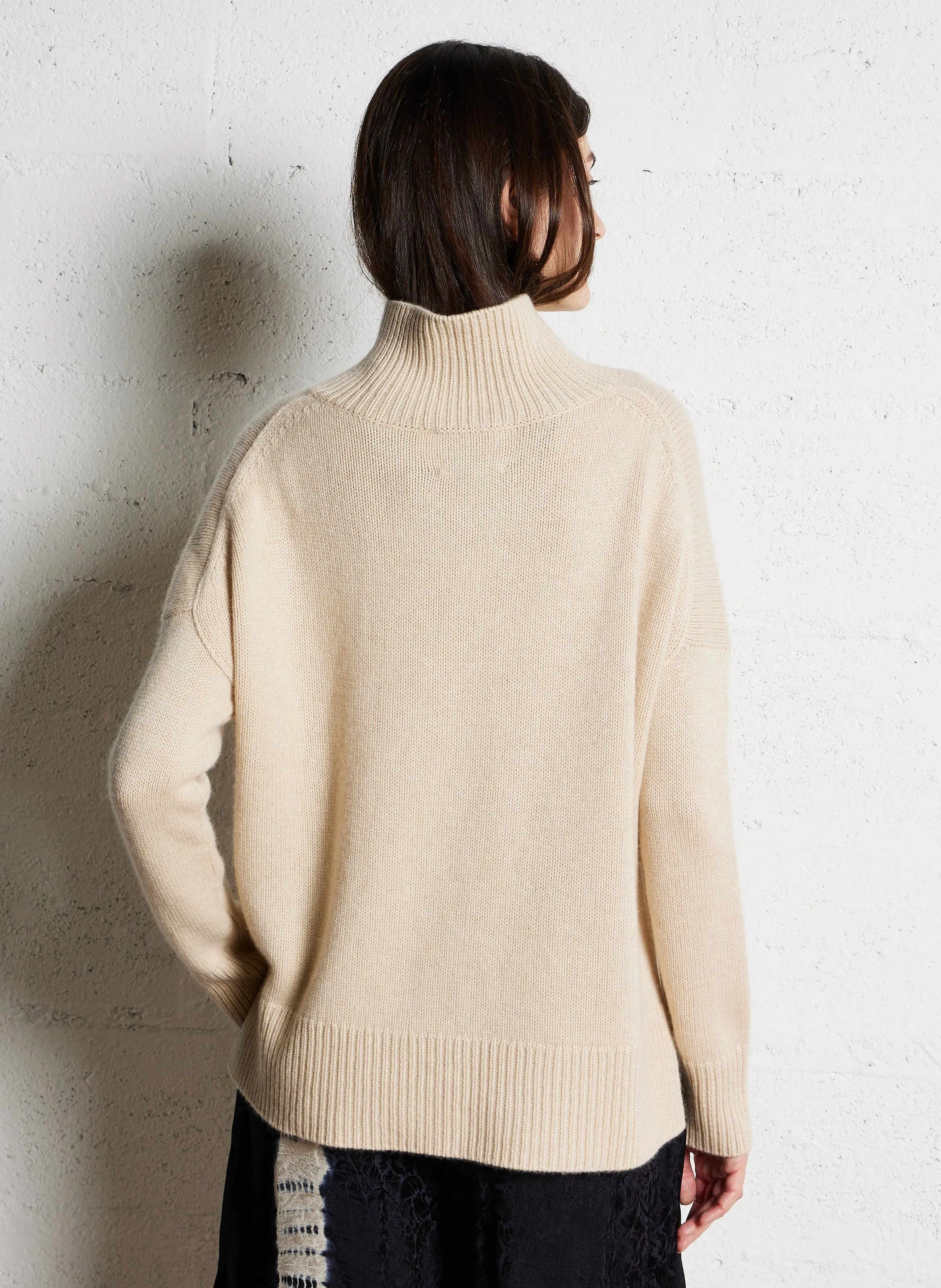  KUJTEN   ULLA - Maglione ampio a collo alto in cashmere | Beige