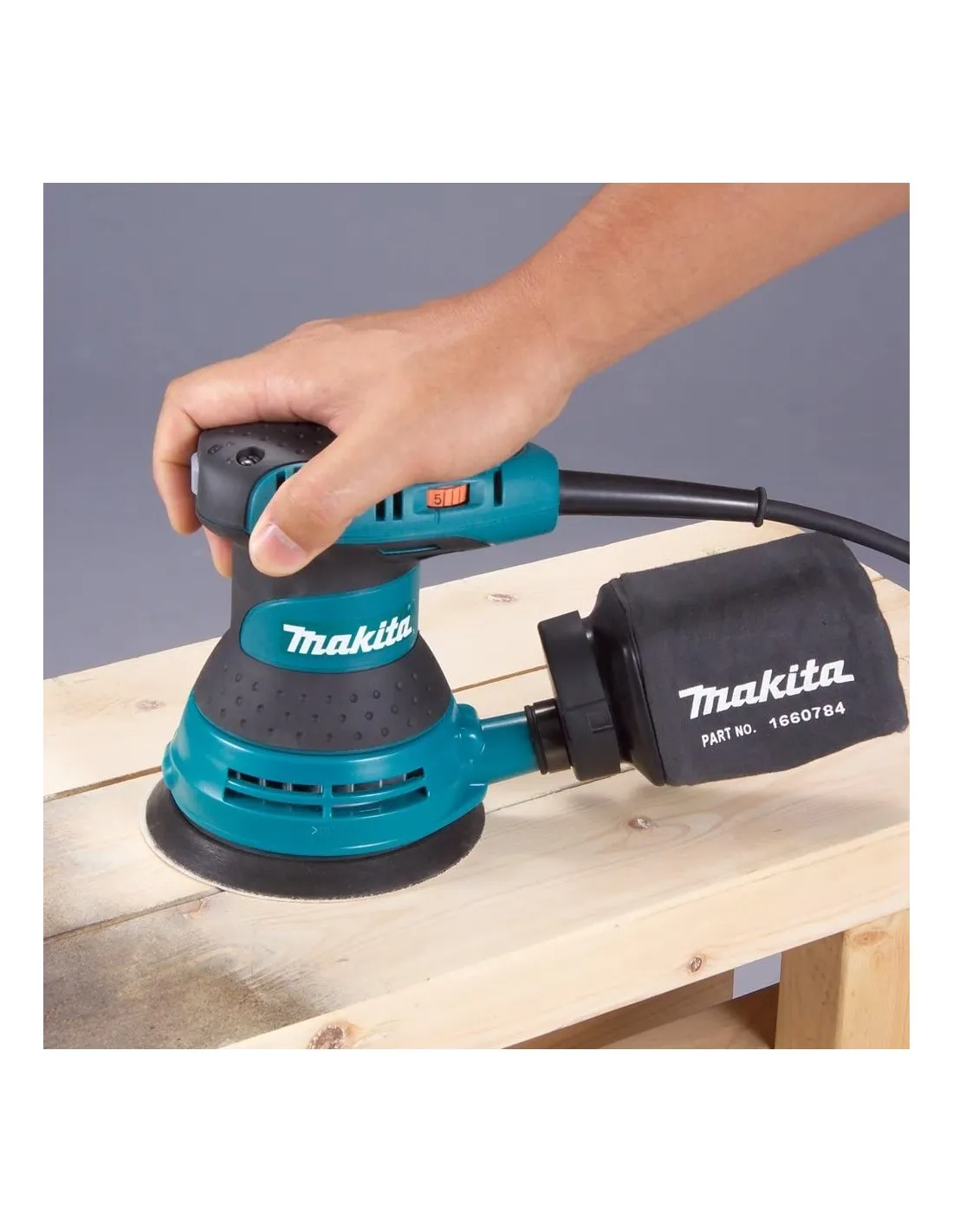 Makita Levigatrice orbitale BO5031K