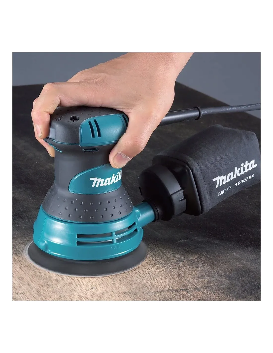 Makita Levigatrice orbitale BO5031K