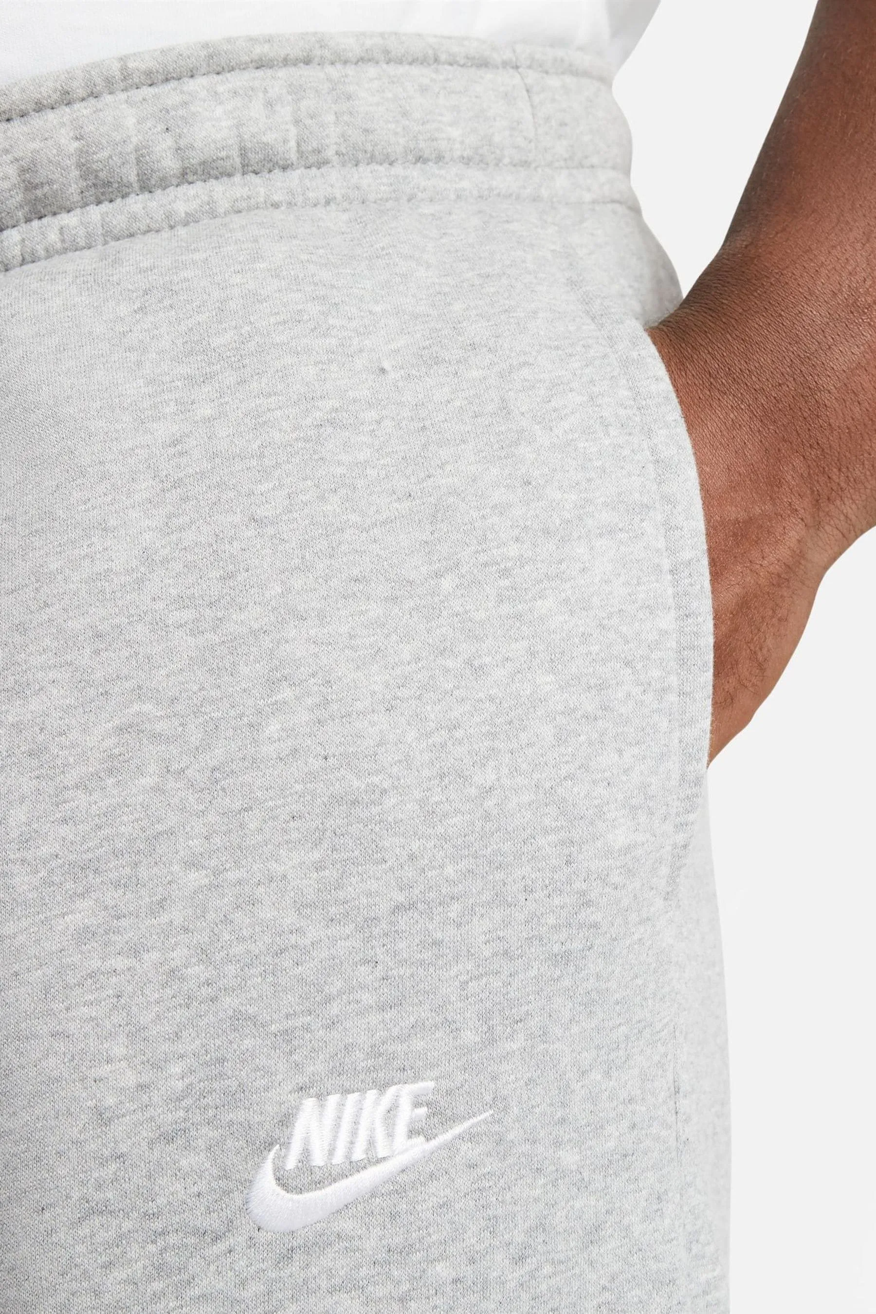 Nike Club - Pantaloni da jogging con elastico sul fondo