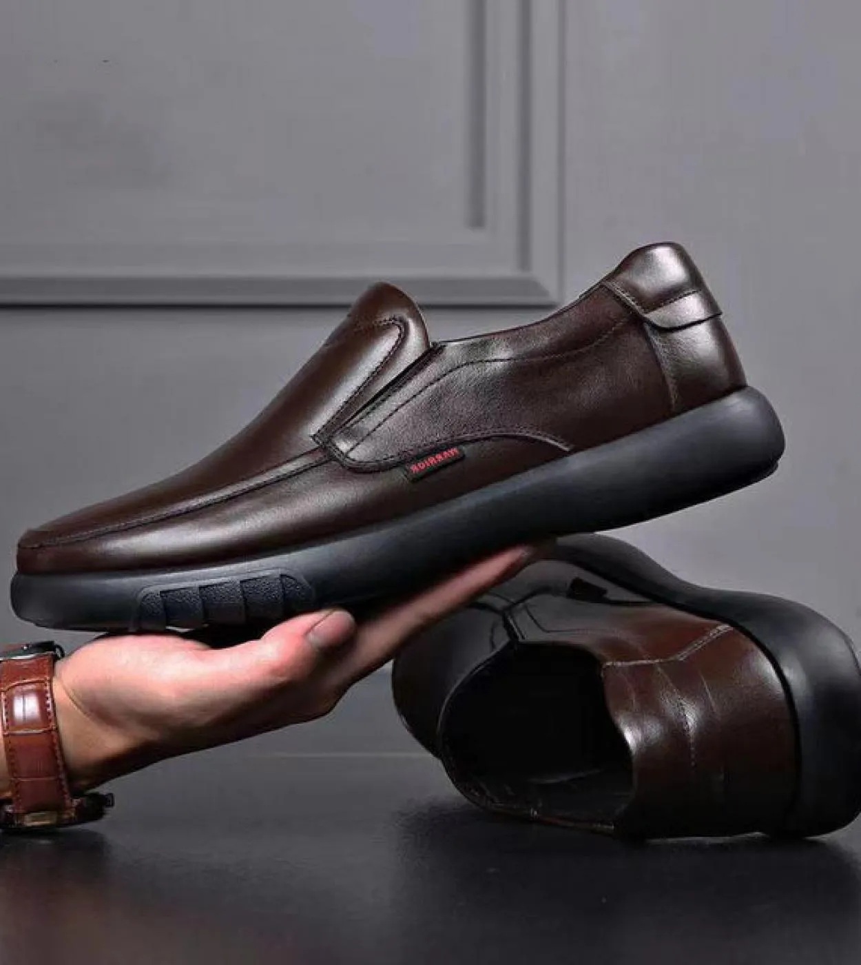 Nuove 2023 scarpe da uomo in pelle casual tenere al caldo scarpe da uomo piattaforma piatta scarpe da ginnastica da passeggio ca