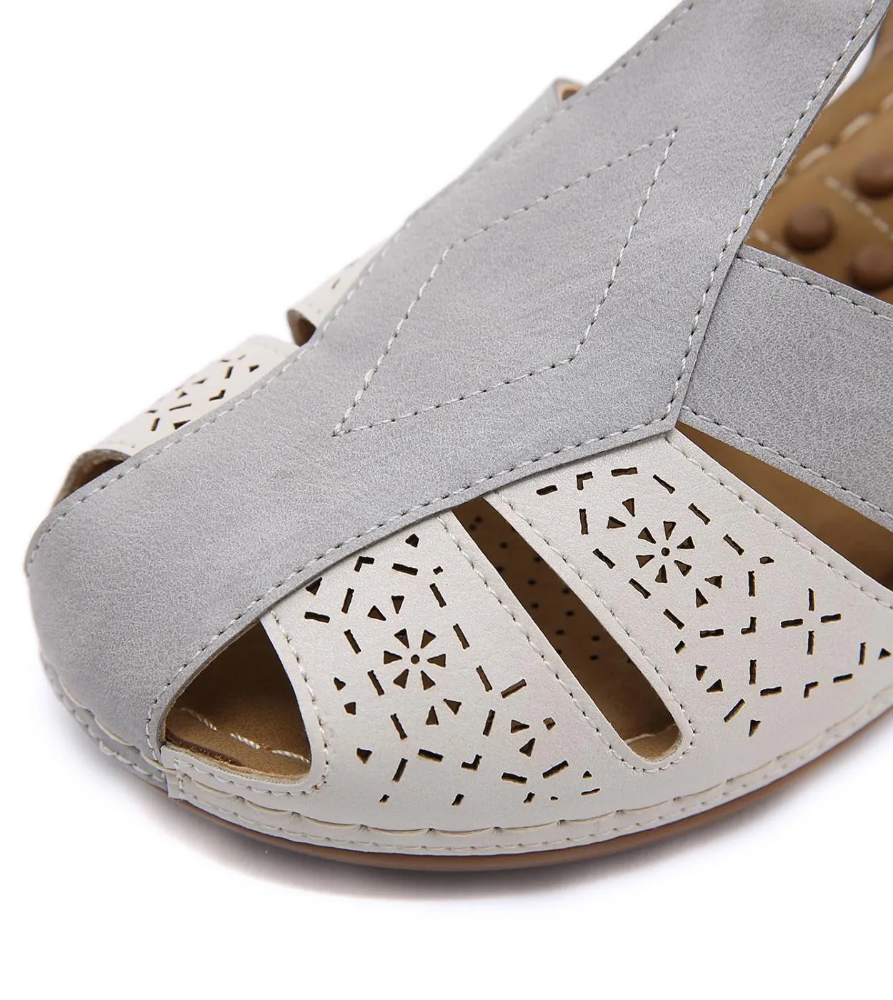 Nuove zeppe da 5,5 cm Sandali con tacco alto Sandali da donna Colori misti Sandali con plateau Scarpe estive per donna Scarpe da