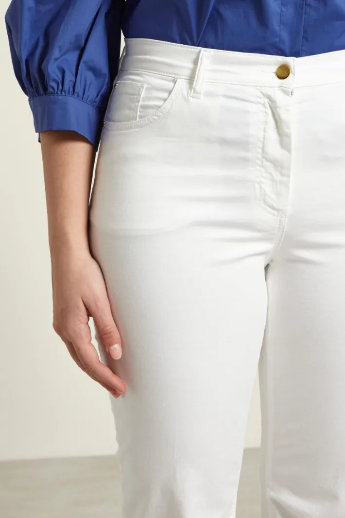 Pantaloni a trombetta in raso