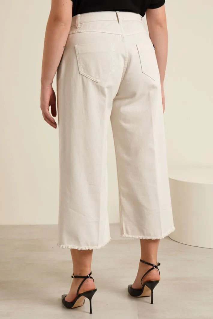 Pantaloni cropped in bull di cotone