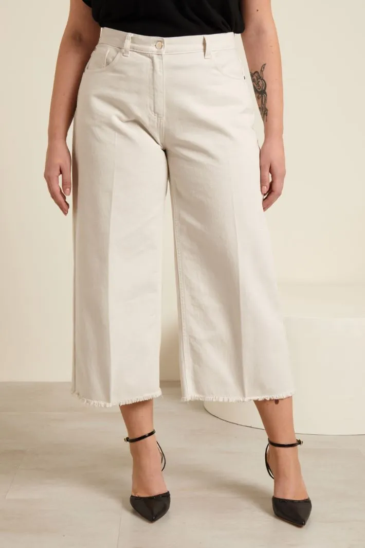 Pantaloni cropped in bull di cotone