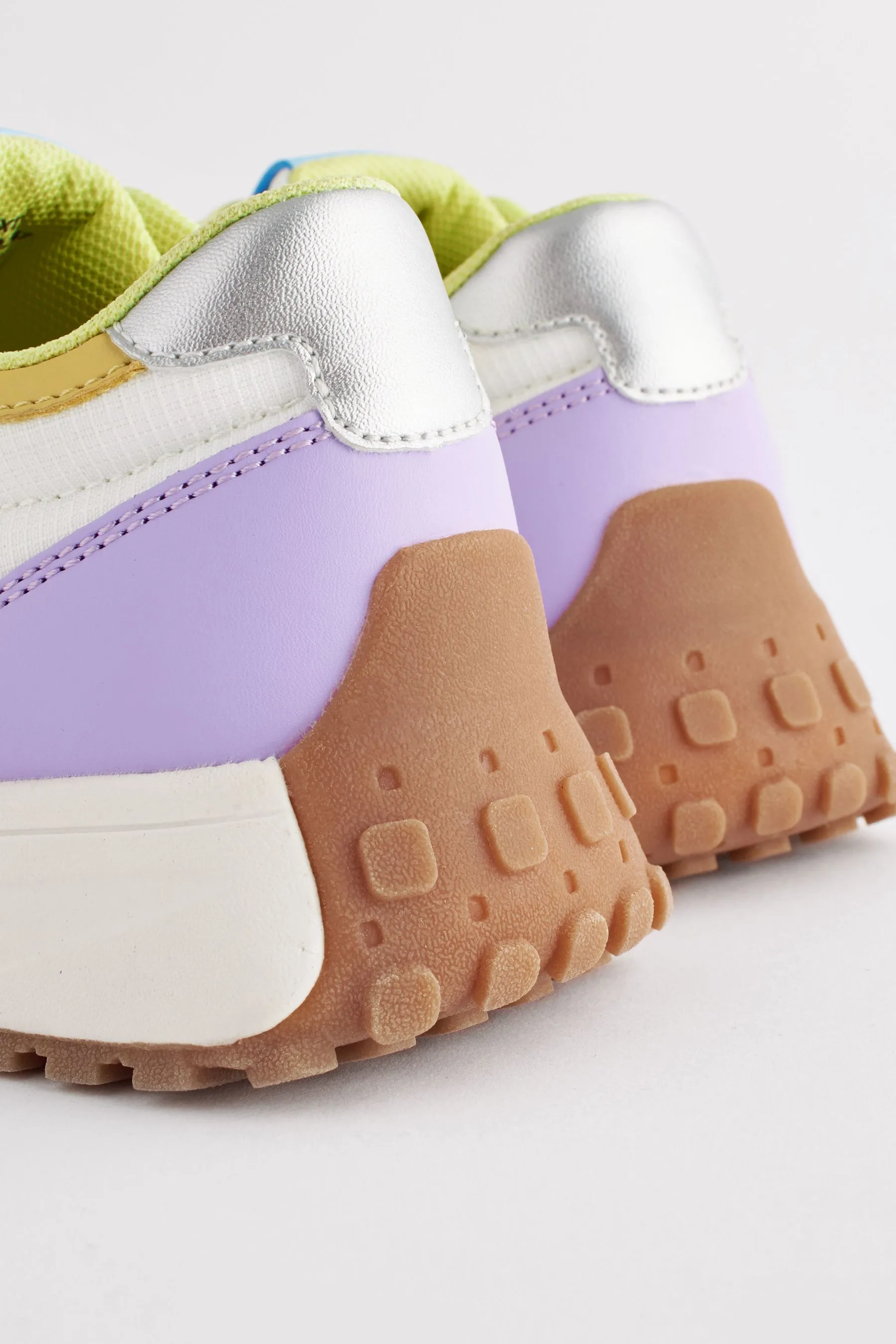 Pizzo-Up - Scarpe da ginnastica con suola spessa    