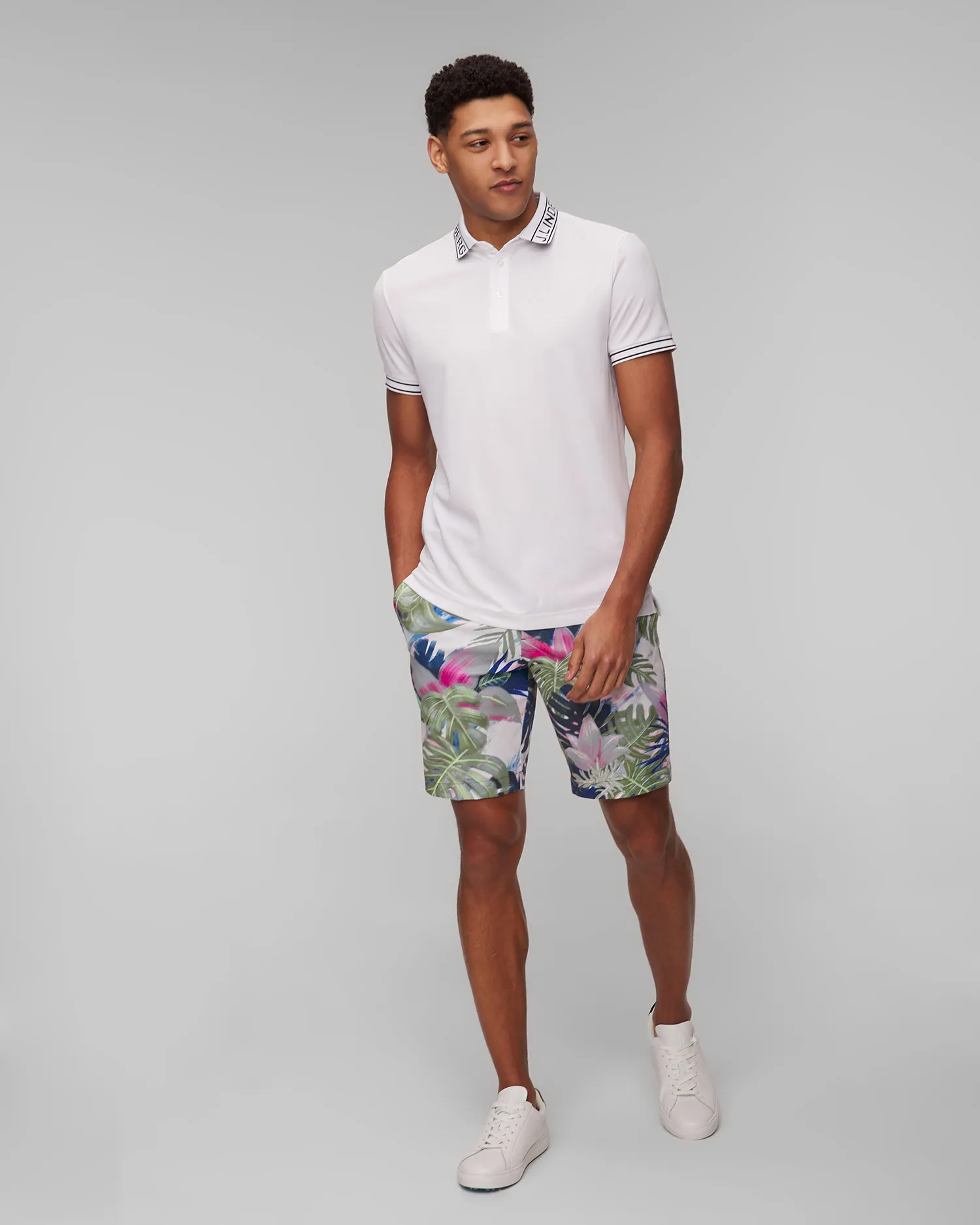 Polo bianca da uomo J.Lindeberg Austin GMJT09171-white