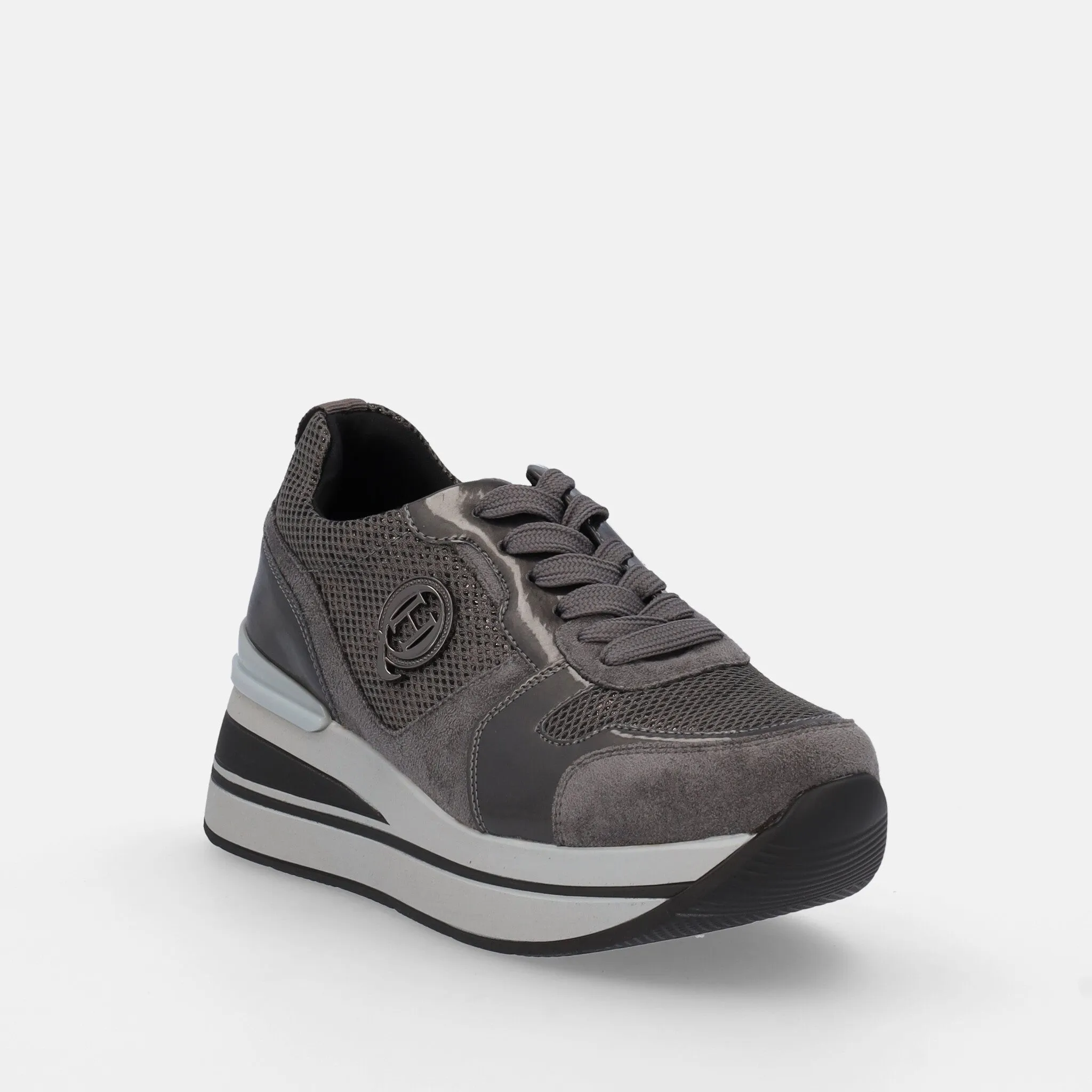 QUEEN HELENA SNEAKERS