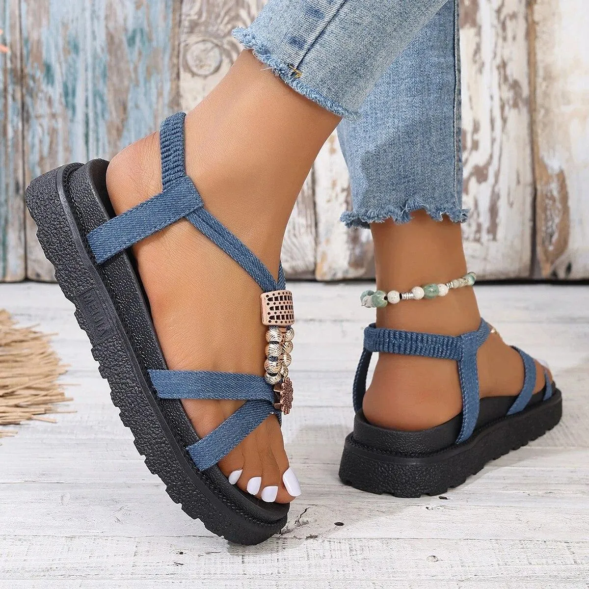 Sandali con tacco a zeppa con perline per donna Estate 2024 scarpe da gladiatore con plateau sandali da spiaggia antiscivolo con