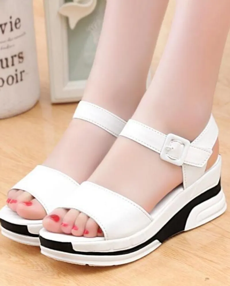 Scarpe estive Donna Sandali con plateau Donna Pelle morbida Punta aperta casual