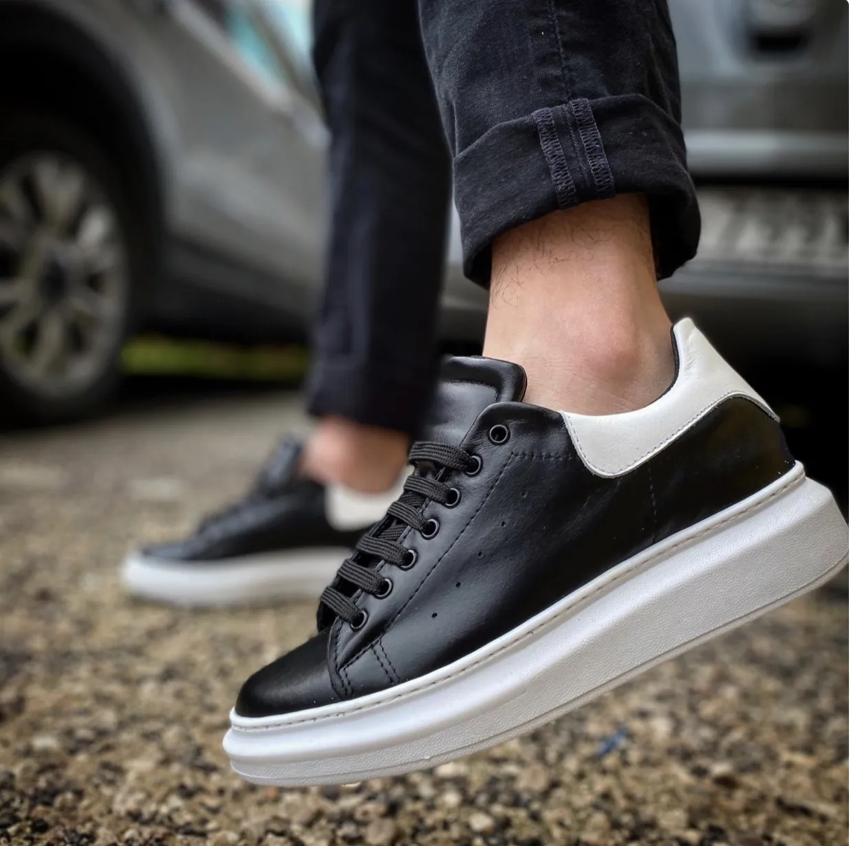 Scarpe FR09 mod.McQueen Nero/Bianco