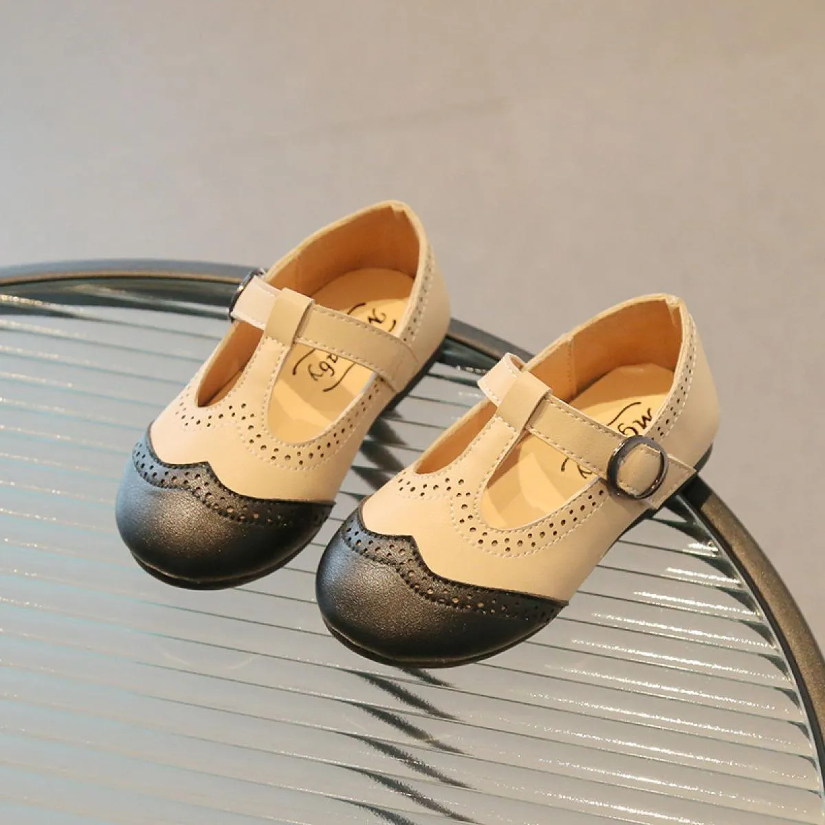 Scarpe in pelle da ragazza alla moda T legate Scarpe da scuola personalizzate per studenti con cuciture casual Scarpe da princip