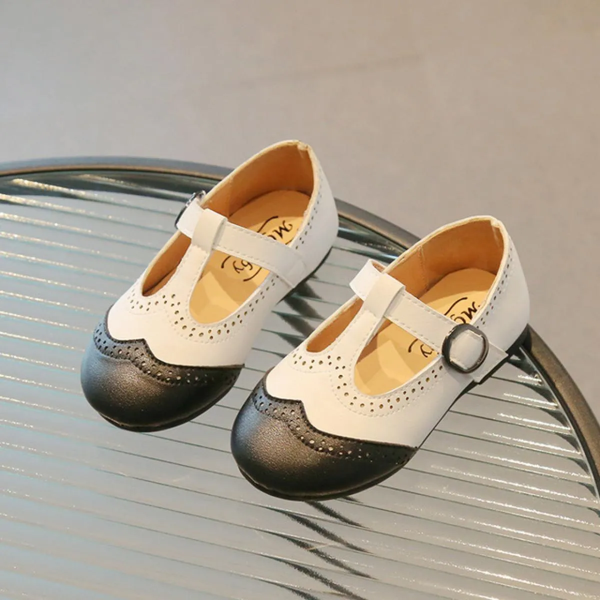 Scarpe in pelle da ragazza alla moda T legate Scarpe da scuola personalizzate per studenti con cuciture casual Scarpe da princip