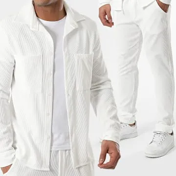 Set di maglietta bianca e pantaloni da jogging