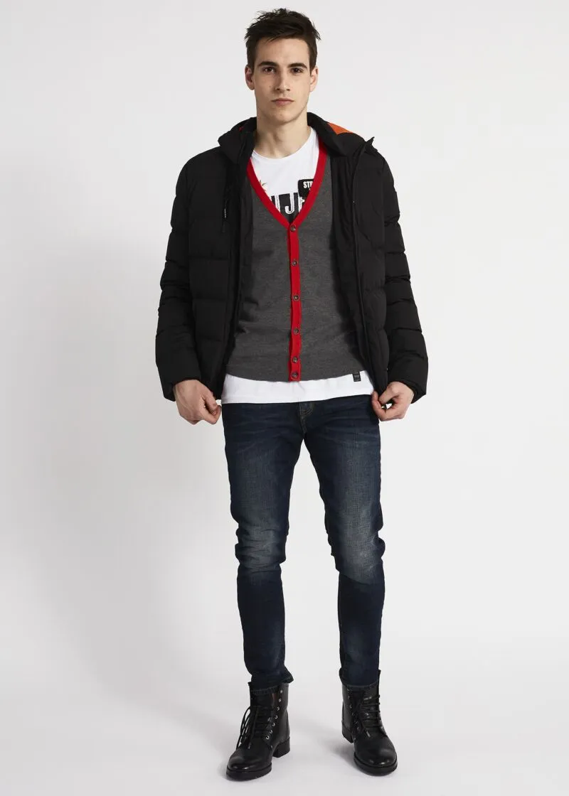 T-shirt girocollo con ricamo